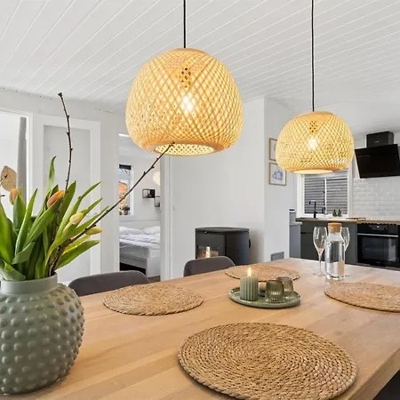 Aida - 400m From The Sea By Interhome Rønne